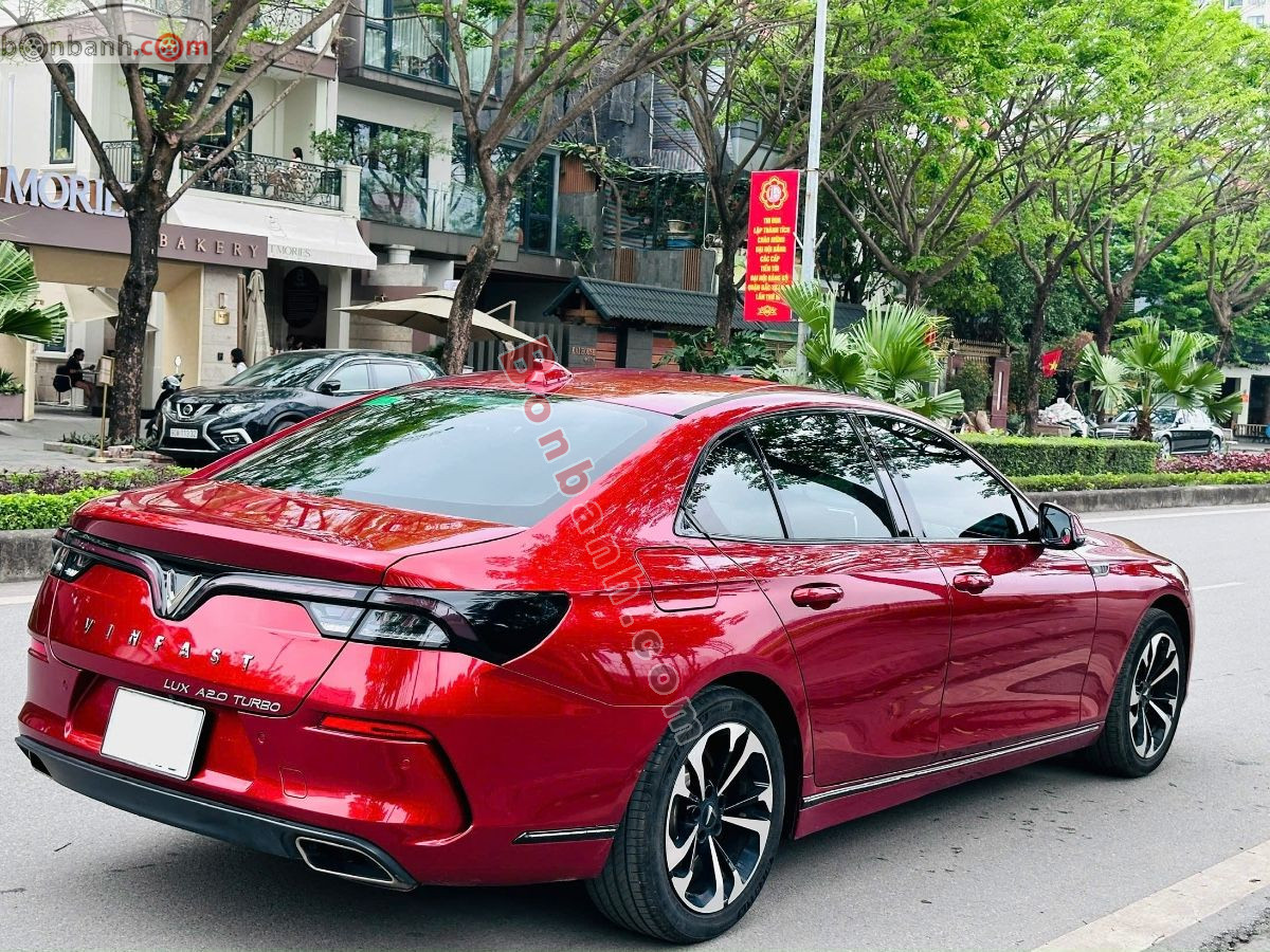 Xe VinFast Lux A 2.0 2.0 AT 2020